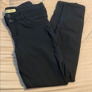 Size 14 Dec of Democracy Skinny Black Legging